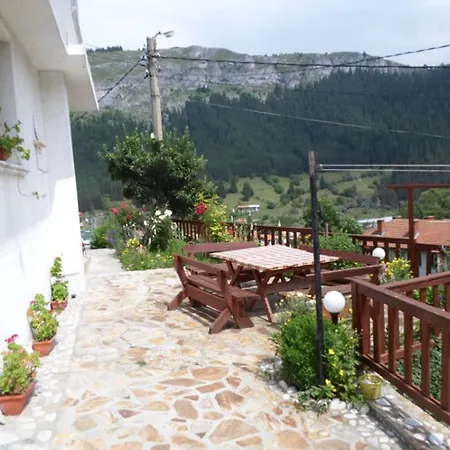 Guest house Zora *