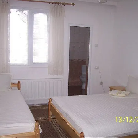 Guest house Zora